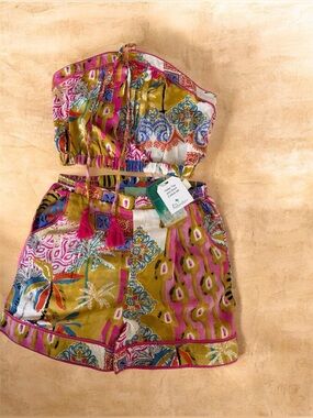 True Destinations Girls' Yellow & Pink Printed Shorts - S
